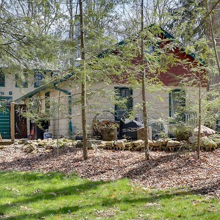 Pet-Friendly Pennsylvania Vacation Rental With Pool! Laughlintown エクステリア 写真