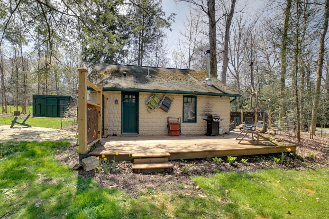 Pet-Friendly Pennsylvania Vacation Rental With Pool! Laughlintown エクステリア 写真